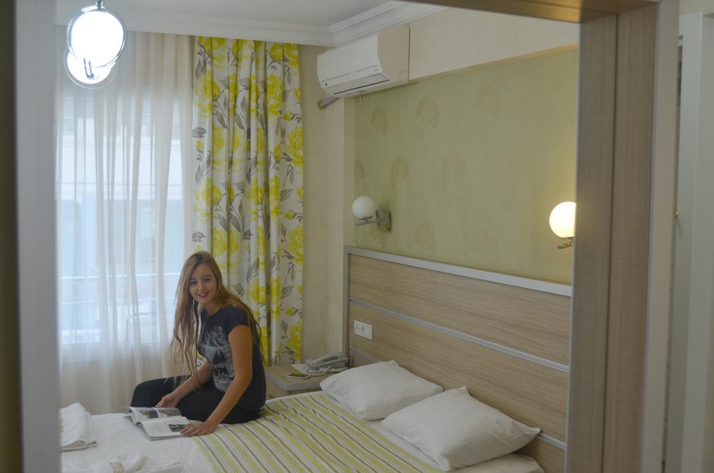 Mostar Hotel Айвалык Номер фото